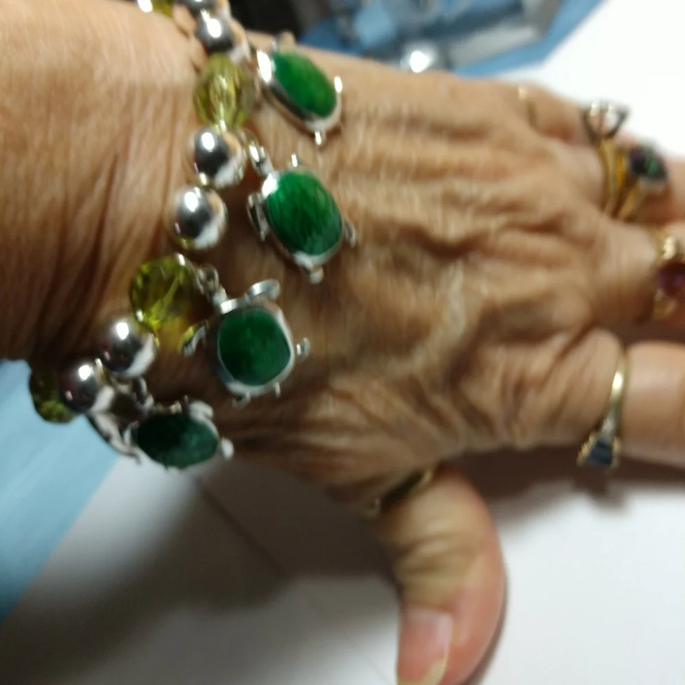 🆕🐢Turtle 🐢 Charm Bracelet Sterling Silver Beads on Heavy Stretch Cord New - Picture 8 of 10